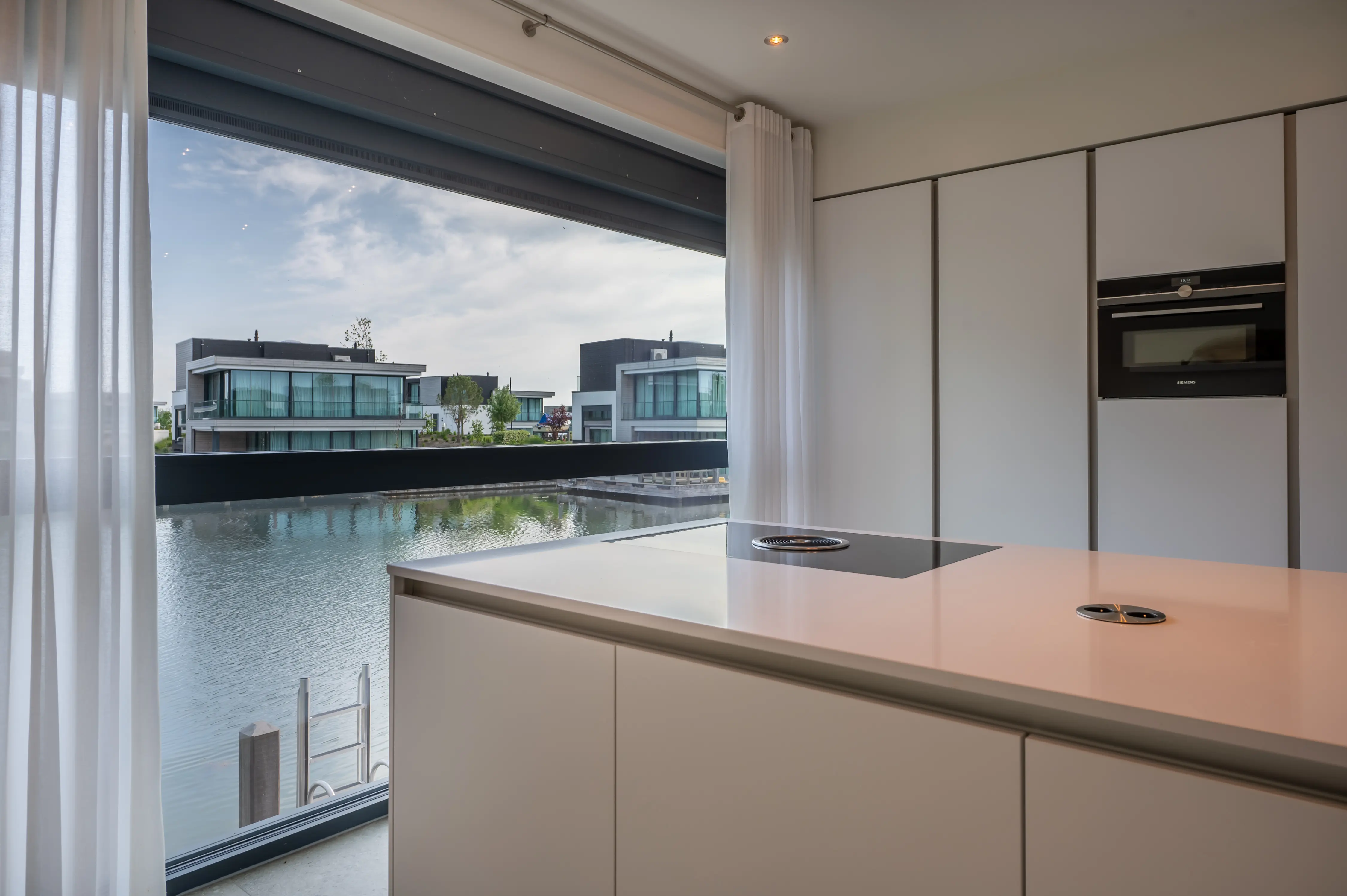 4.SF2023 HARBOUR VILLAS CPW 17 35
