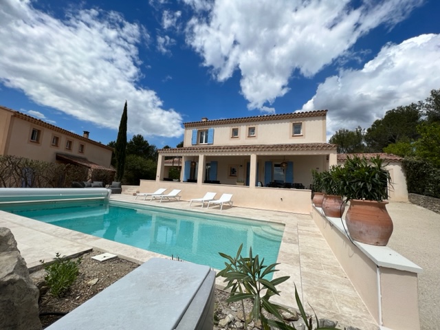 Villa Du Luc 302 13